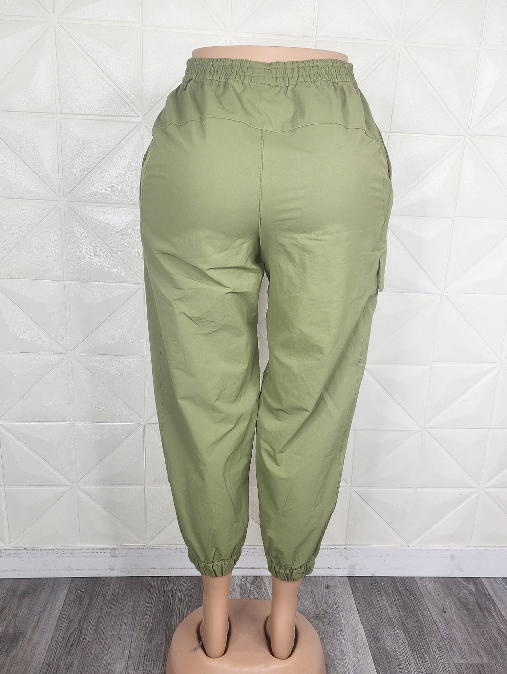 Lululemon Lab Cargo Pocket High-Rise Jogger - Picture 6 of 8